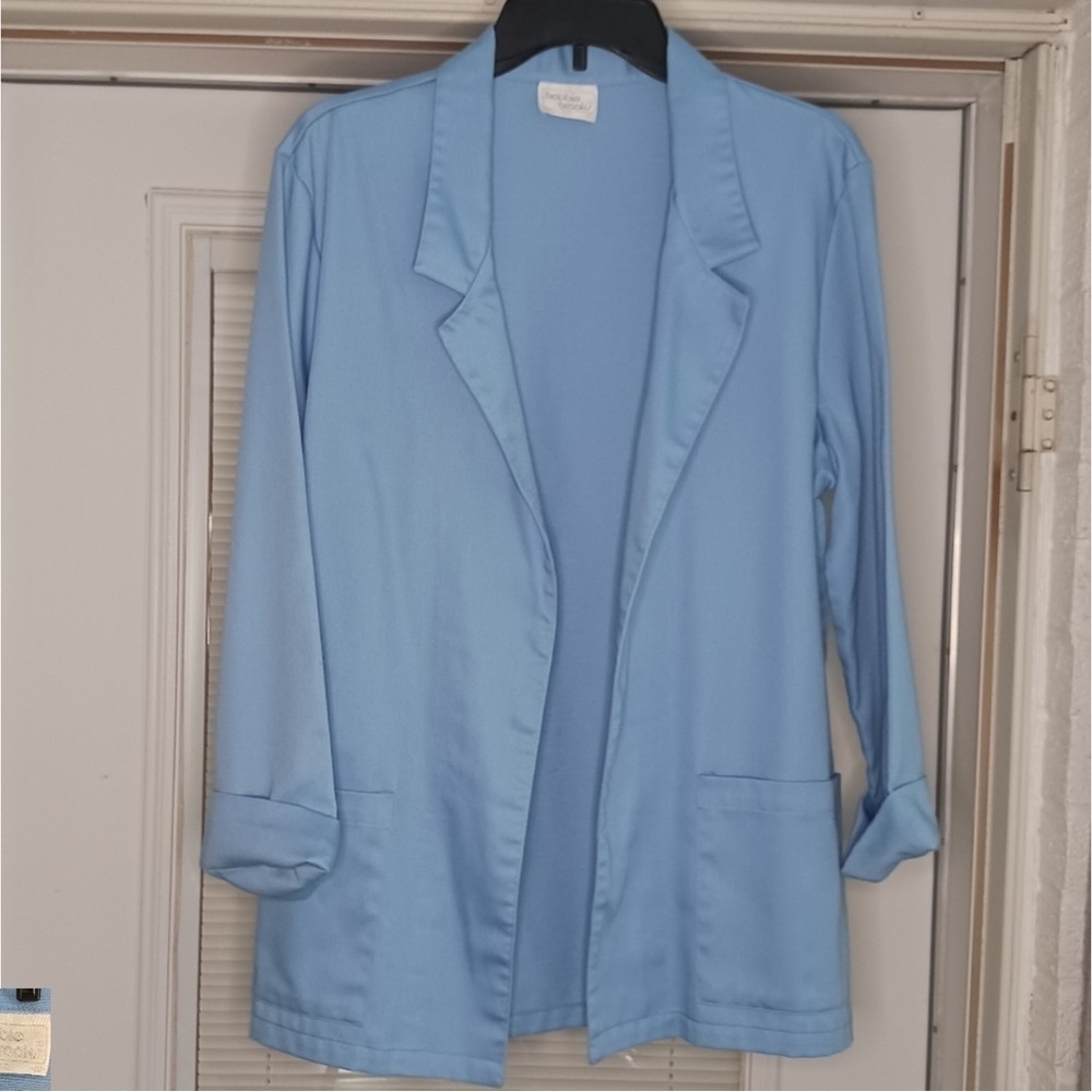 NWOT Bobbie Brooks Soft Blue Relaxed Fit Blazer with Notched Lapels